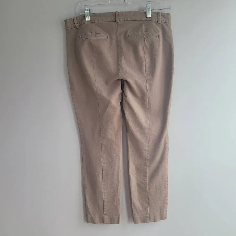 J Crew khaki straight leg chino pants mid rise basics preppy everyday minimalist